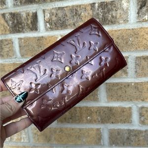 Louis Vuitton vintage maroon brown wallet